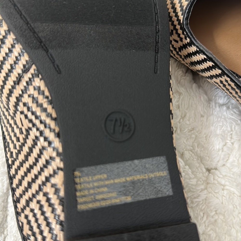 Flats - Picture 3 of 4